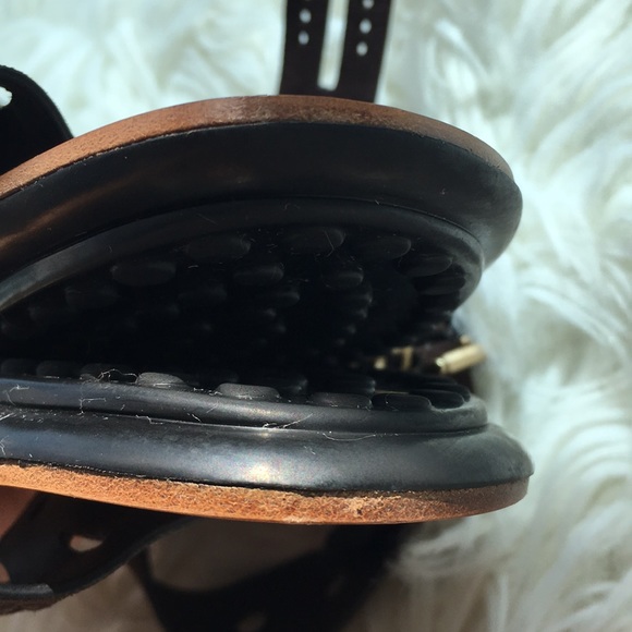 Tod’s Brown Suede “Forature” Cutout Sandals - Picture 9 of 10